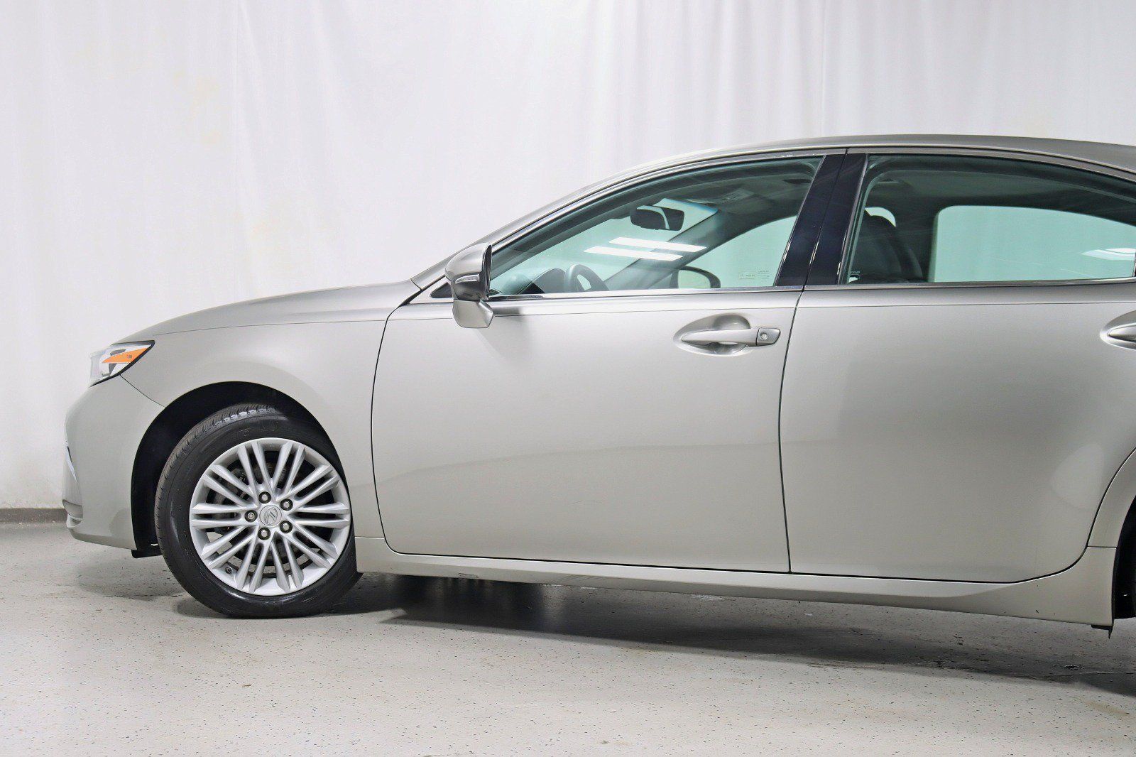 Used 2017 Lexus ES 350 w/ Premium Package FWD image 11