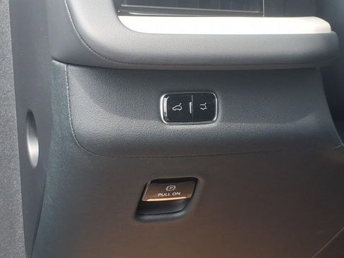 New 2026 Lincoln Navigator Reserve AWD/4WD image 19