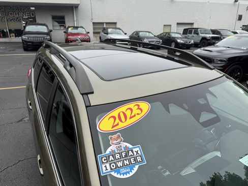 Used 2023 Subaru Ascent Limited w/ Technology Package AWD/4WD image 8