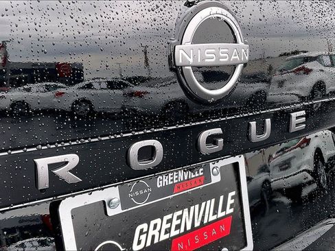 New 2026 Nissan Rogue SV FWD image 13