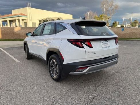 New 2026 Hyundai Tucson Blue SE image 3