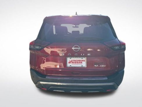Used 2023 Nissan Rogue SL w/ SL Premium Package image 4