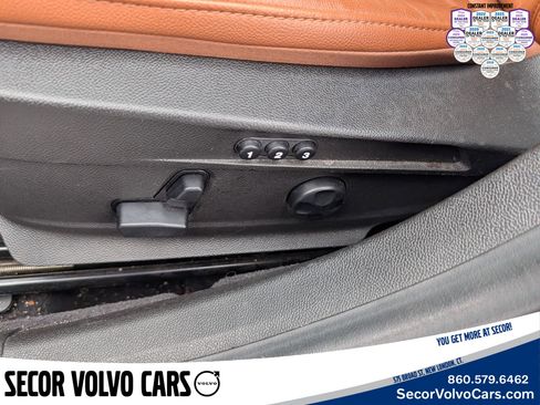 Used 2020 Alfa Romeo Giulia Ti image 10