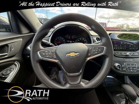 Used 2023 Chevrolet Malibu LT image 16