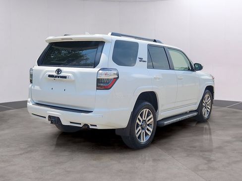 Used 2022 Toyota 4Runner TRD Sport AWD/4WD image 4