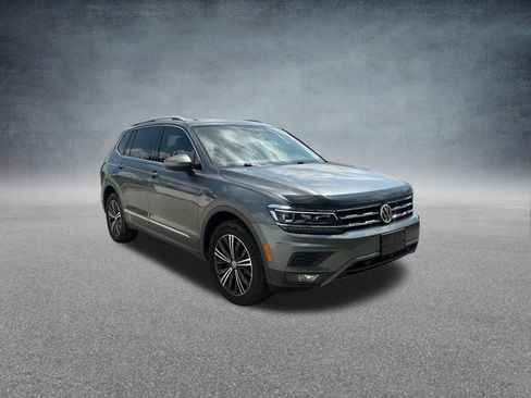 Used 2020 Volkswagen Tiguan SEL Premium R-Line AWD/4WD image 7
