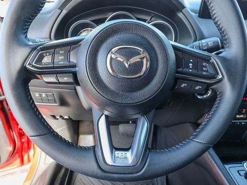 Used 2021 MAZDA CX-5 Touring FWD image 17
