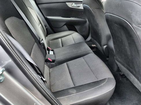 Used 2023 Kia Forte LXS image 19