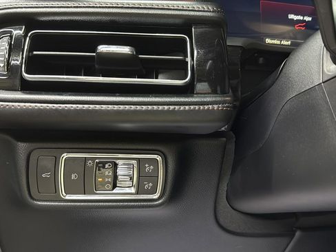 Used 2021 Lincoln Aviator Reserve w/ Equipment Group 202A image 17