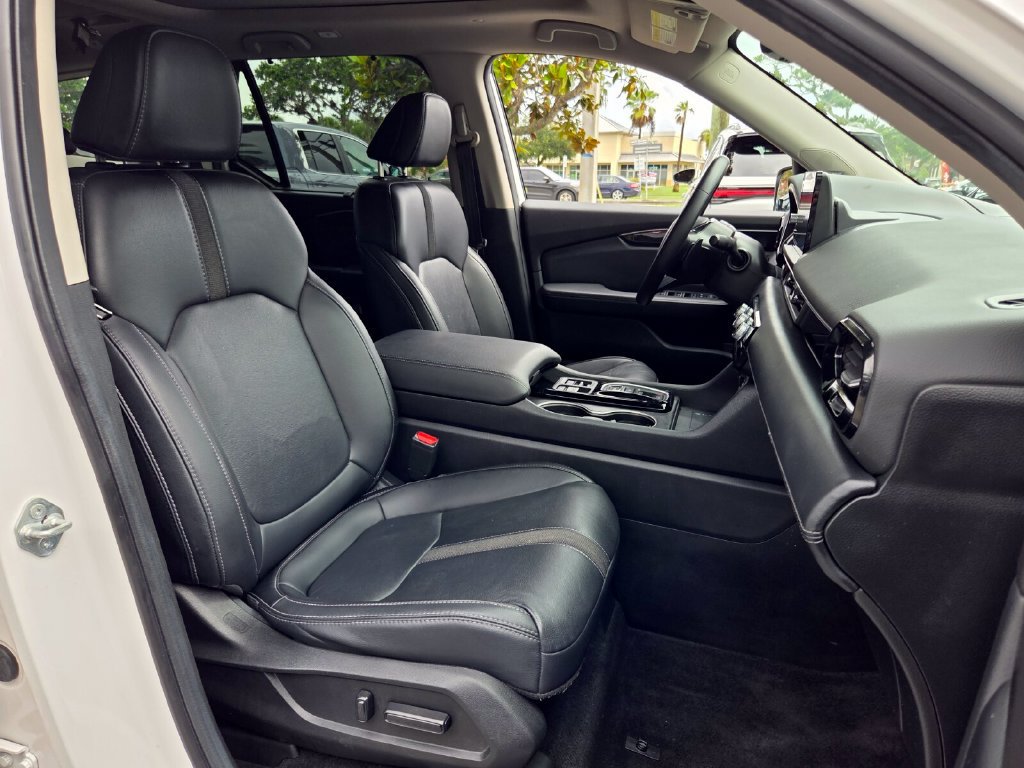 Certified 2024 Honda Pilot Touring image 20