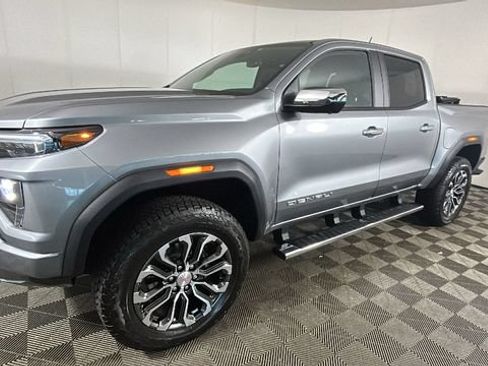 Used 2026 GMC Canyon Denali AWD/4WD image 6