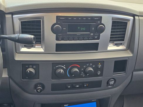 Used 2008 Dodge Ram 2500 Truck SXT w/ Popular Equipment Group AWD/4WD image 17