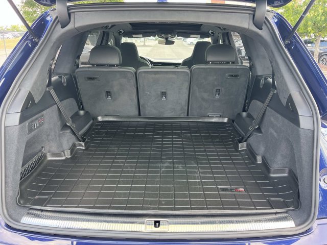 Used 2023 Audi SQ7 Prestige AWD/4WD image 23