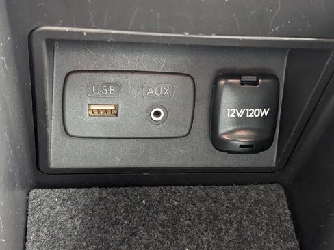 Used 2014 Subaru Outback 2.5i w/ Alloy Wheel Package image 32