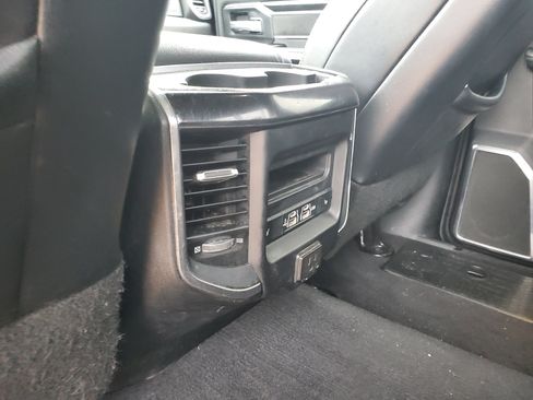 Used 2019 RAM 2500 Laramie image 31