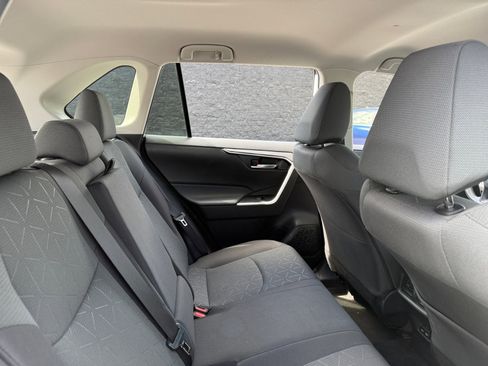 Used 2023 Toyota RAV4 XLE image 17