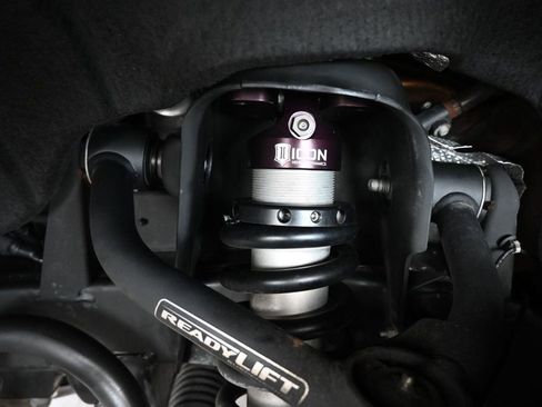 Used 2021 Chevrolet Colorado LT w/ Redline Special Edition image 11