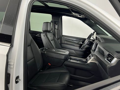 Used 2024 GMC Yukon Denali image 34