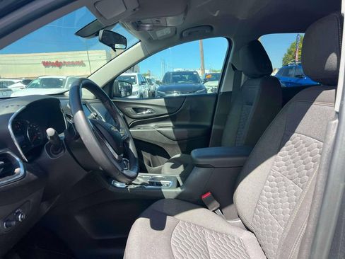 Used 2019 Chevrolet Equinox LT FWD image 18