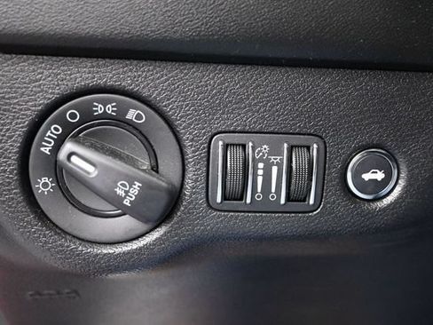 Used 2019 Dodge Charger GT w/ Plus Group RWD image 26