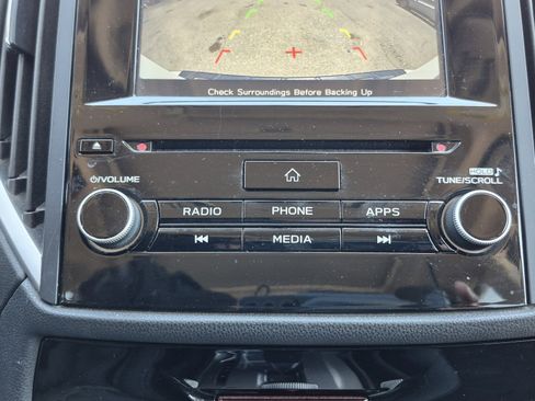 Used 2020 Subaru Forester Premium AWD/4WD image 30