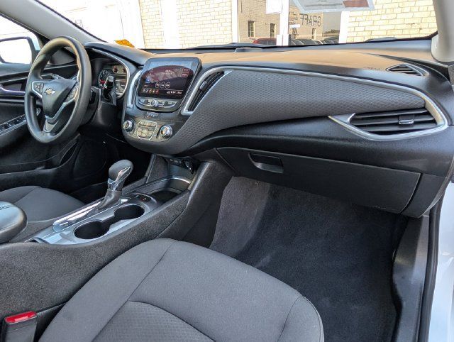 Used 2023 Chevrolet Malibu LT w/ Driver Confidence Package FWD image 23