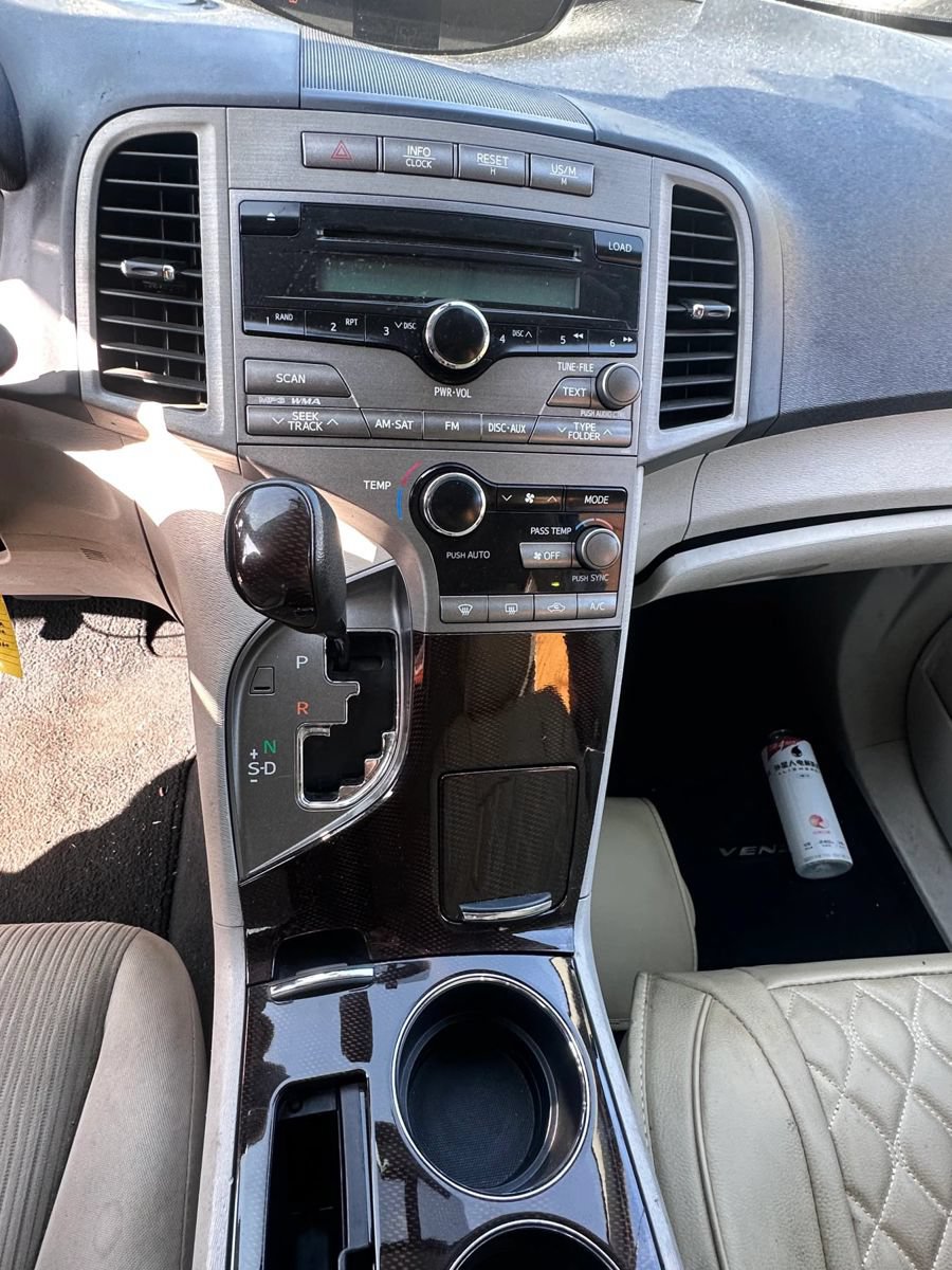 Used 2009 Toyota Venza FWD image 9