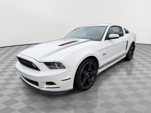 Used 2013 Ford Mustang GT Premium w/ Electronics Pkg image 3
