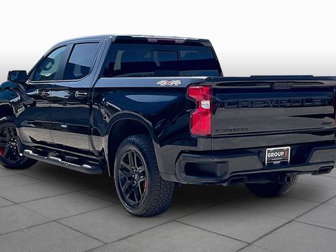 Used 2025 Chevrolet Silverado 1500 RST w/ Redline Edition AWD/4WD image 12
