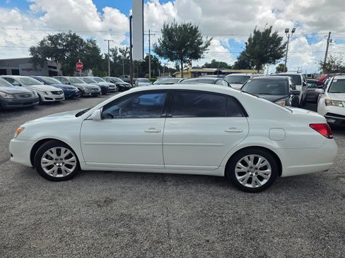 Used 2008 Toyota Avalon XLS FWD image 4