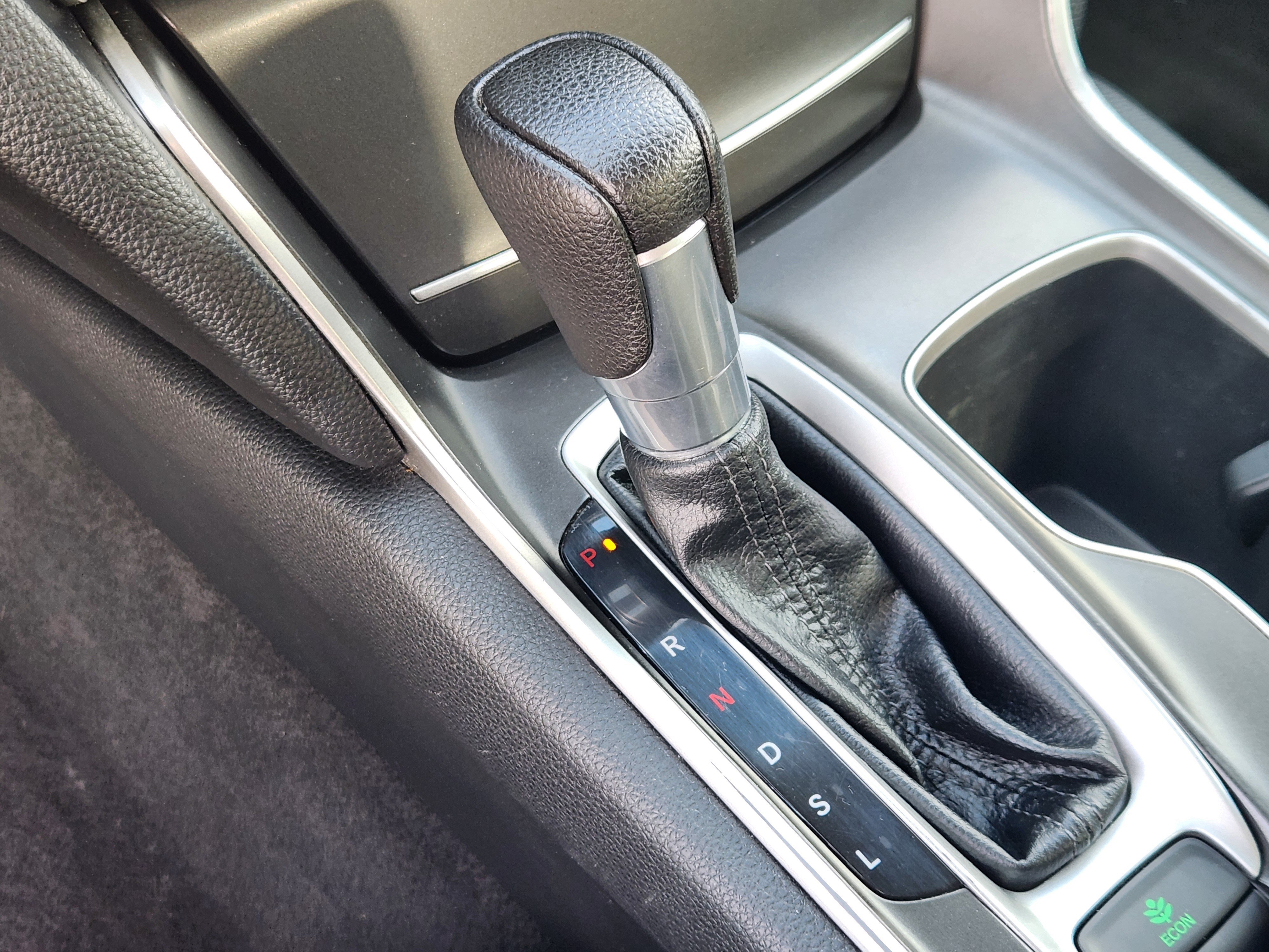 Used 2019 Honda Accord LX image 12