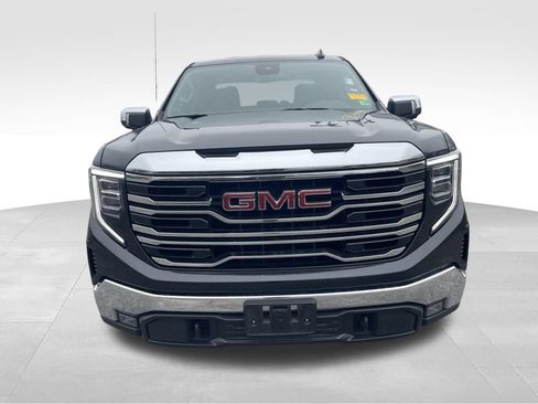 Used 2025 GMC Sierra 1500 SLT image 9