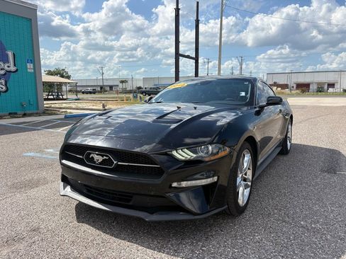 Used 2019 Ford Mustang Premium w/ Ford Safe & Smart Package RWD image 7