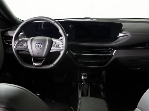 Used 2025 Buick Envista Avenir image 31