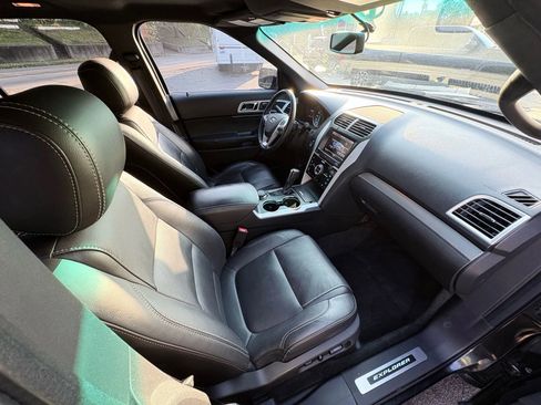 Used 2014 Ford Explorer Sport w/ Equipment Group 401A image 21