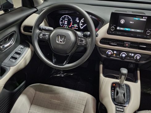 Certified 2024 Honda HR-V LX image 12