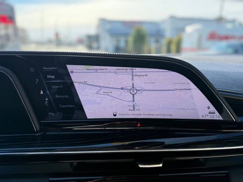 Used 2021 Cadillac Escalade ESV Sport w/ Driver Assist Tech Package image 19