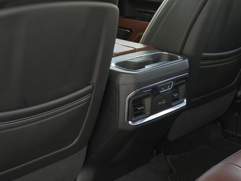 Used 2024 GMC Sierra 1500 Denali Ultimate AWD/4WD image 39