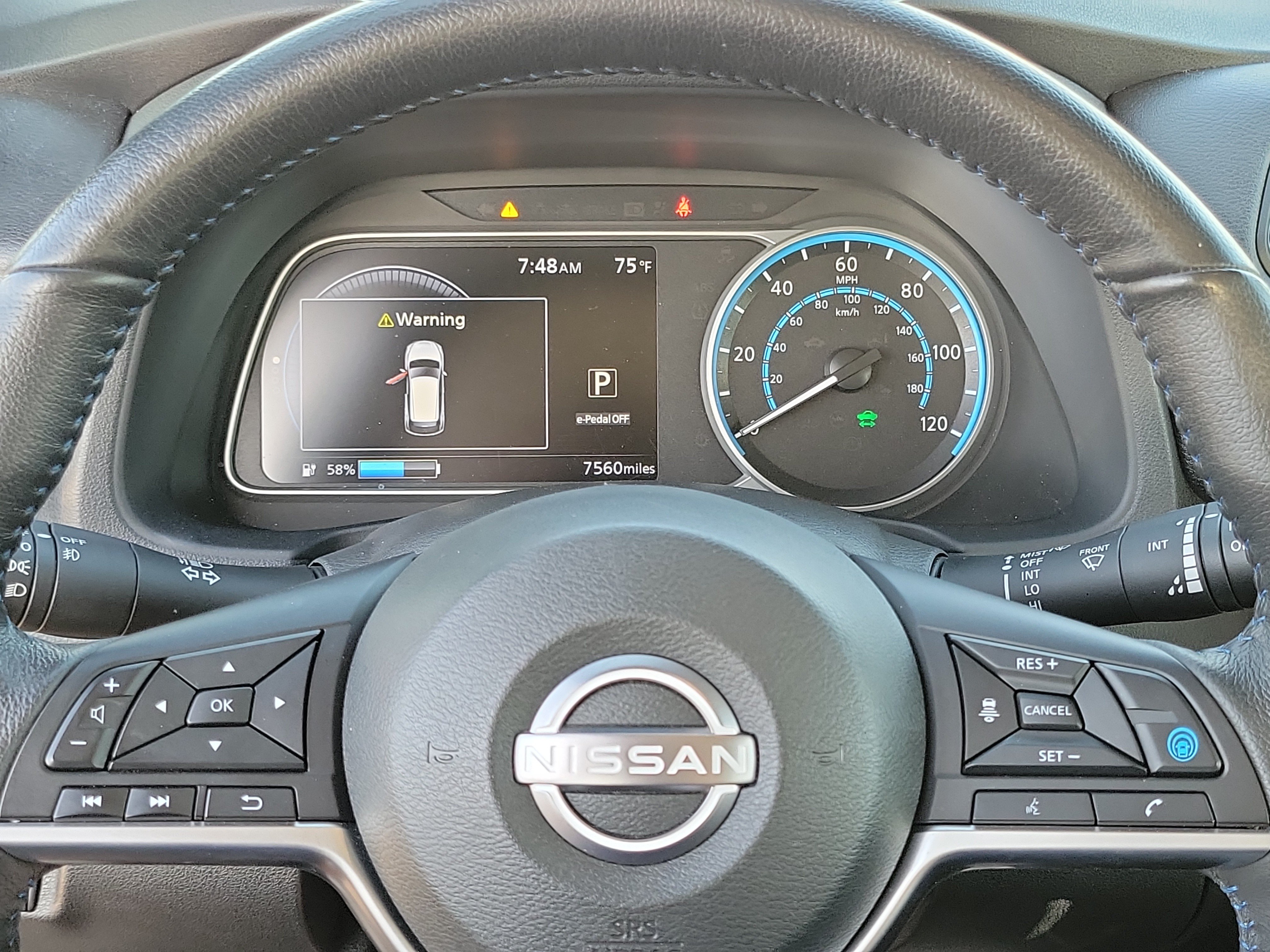 Used 2025 Nissan Leaf SV Plus FWD image 12