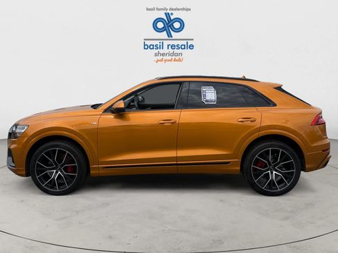Used 2021 Audi Q8 Premium Plus w/ Premium Plus Package AWD/4WD image 3