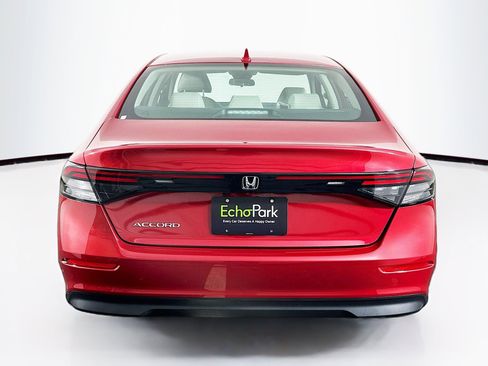 Used 2024 Honda Accord EX image 7