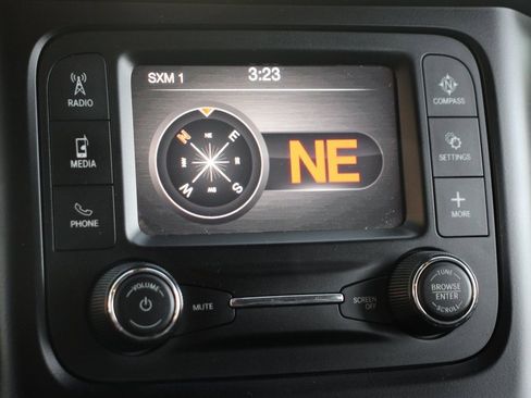 Used 2020 RAM 5500 Tradesman w/ Chrome Appearance Group image 31