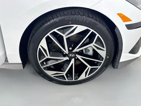 Used 2023 Hyundai Ioniq 6 SEL RWD image 32