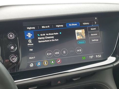 Used 2022 Buick Envision Avenir w/ Technology Package II AWD/4WD image 33