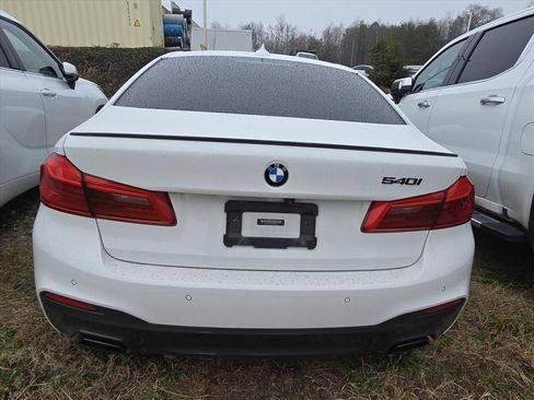Used 2018 BMW 540i image 4