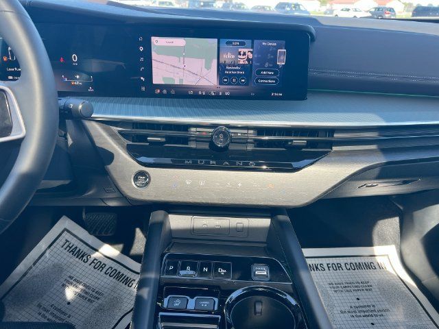 Used 2025 Nissan Murano Platinum w/ Cargo Package AWD/4WD image 14