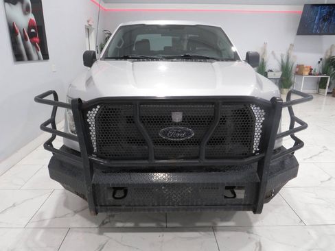 Used 2016 Ford F150 XL w/ Equipment Group 101A Mid AWD/4WD image 6