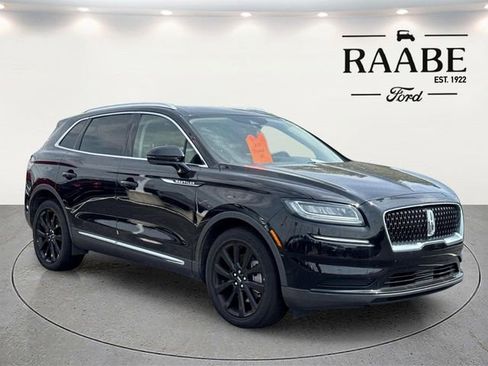 Used 2023 Lincoln Nautilus Reserve w/ Monochromatic Package AWD/4WD image 2