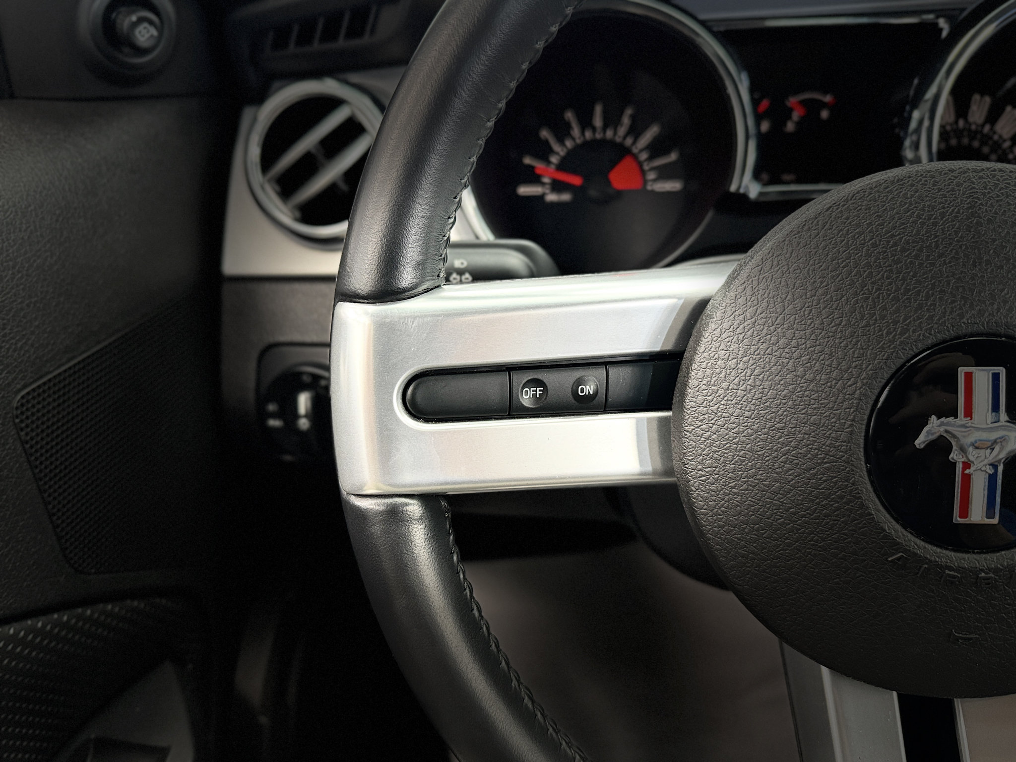 Used 2007 Ford Mustang GT RWD image 19