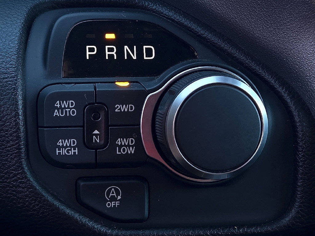 Used 2025 RAM 1500 Big Horn AWD/4WD image 14